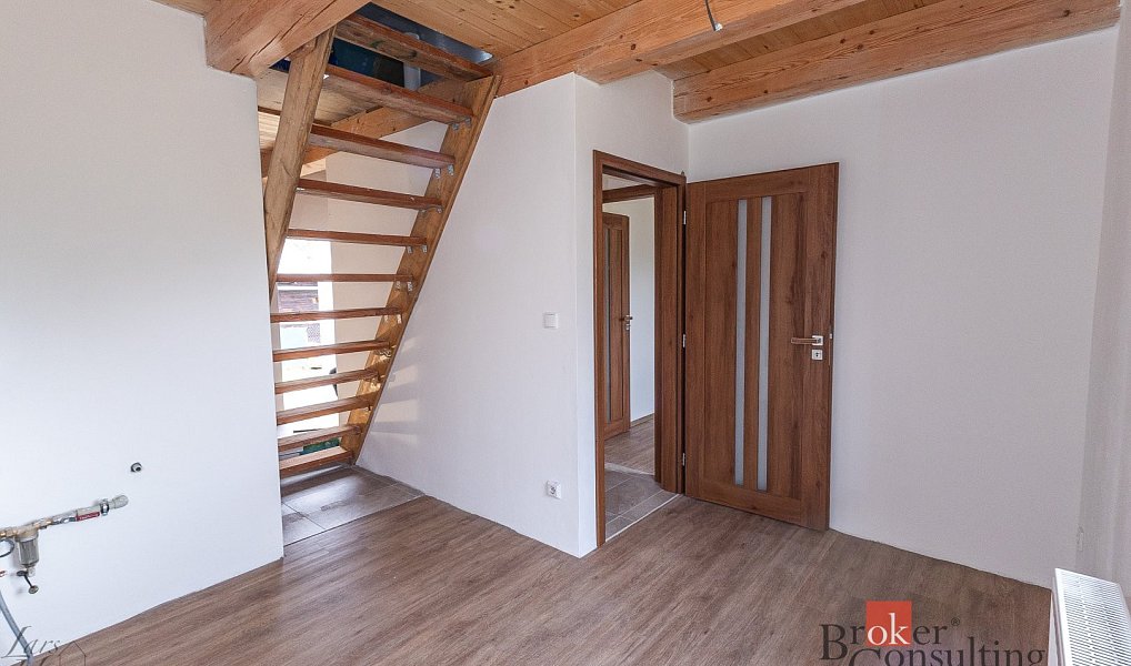 Prodej domu 71 m² s pozemkem 874 m², Třemešné – náhled fotky 10