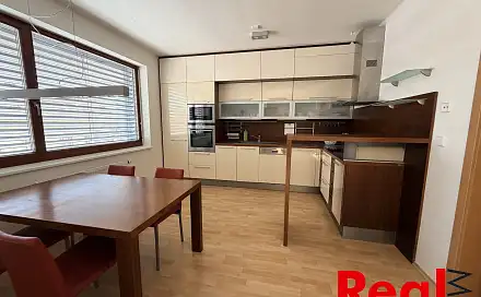 Pronájem bytu 3+kk 93 m², Hlinky, Brno - Staré Brno