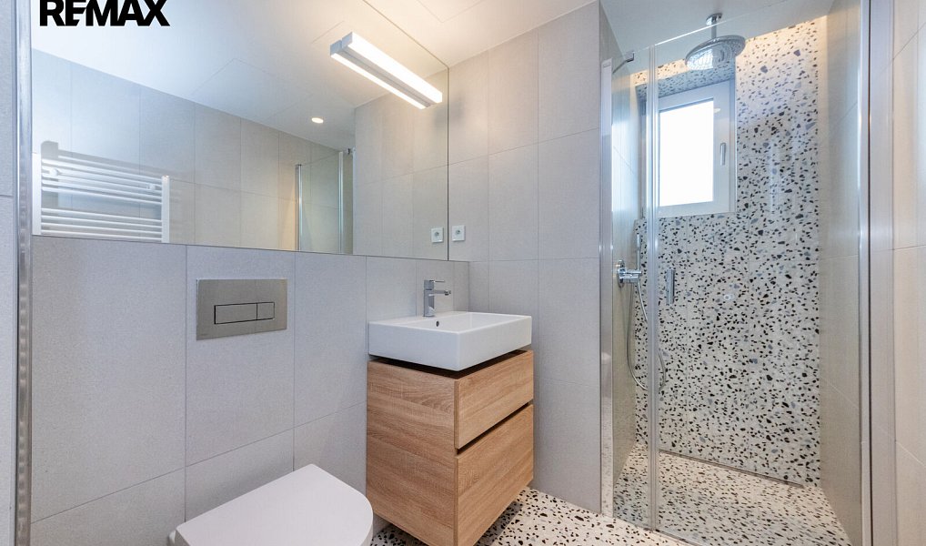 Prodej bytu 1+kk 39 m², Praha – náhled fotky 10