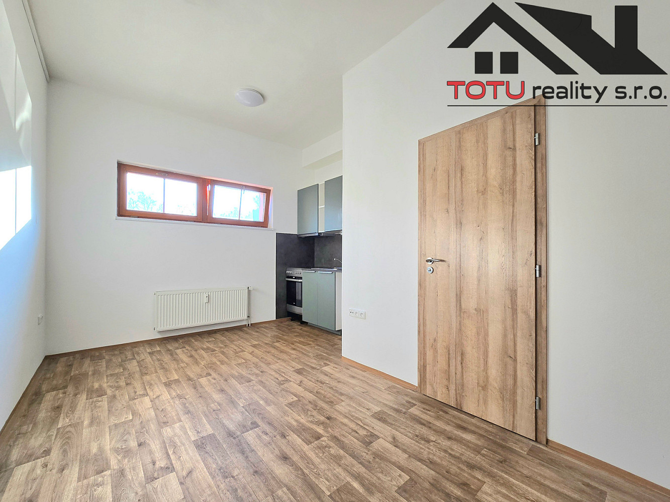 Pronájem bytu 1+kk 17 m² — photo 4