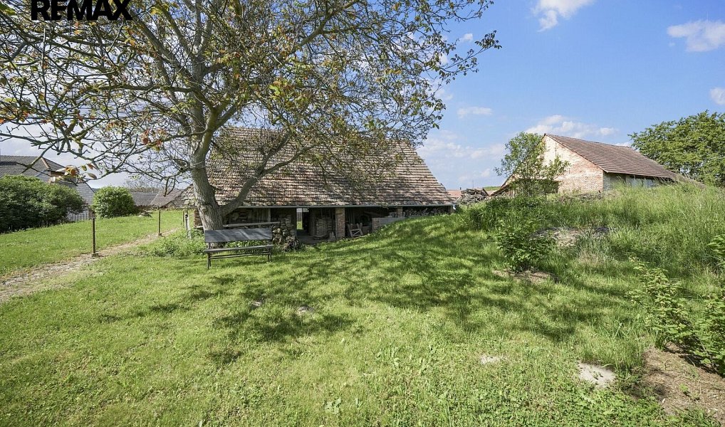Prodej stavebního pozemku 1 027 m², Dražůvky – náhled fotky 10