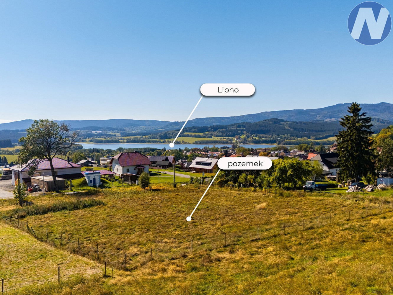 Prodej stavebního pozemku 1 593 m²