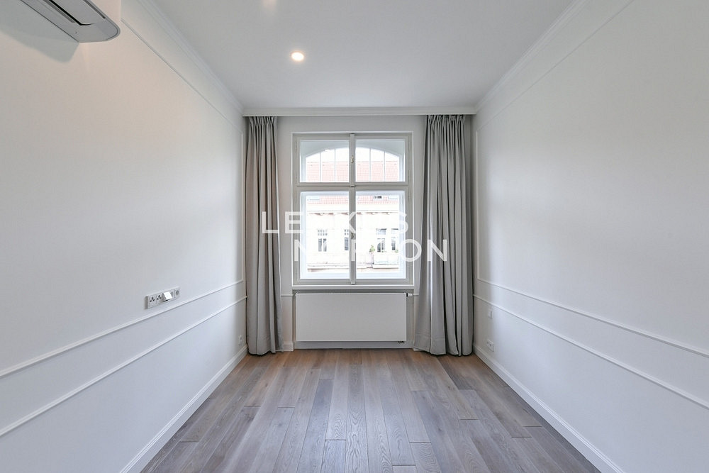 Pronájem bytu 2+kk 56 m² – fotografie 3