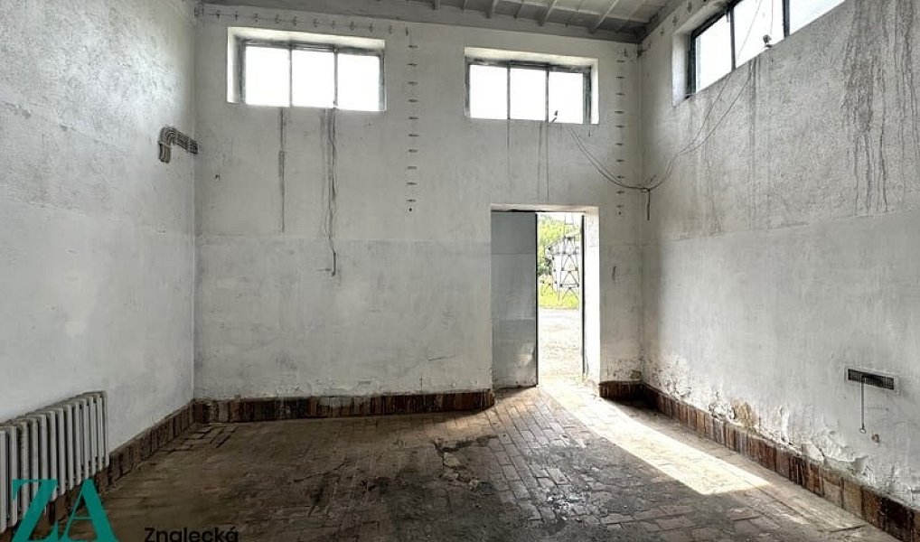 Prodej skladovacích prostor 480 m², Luby – náhled fotky 12