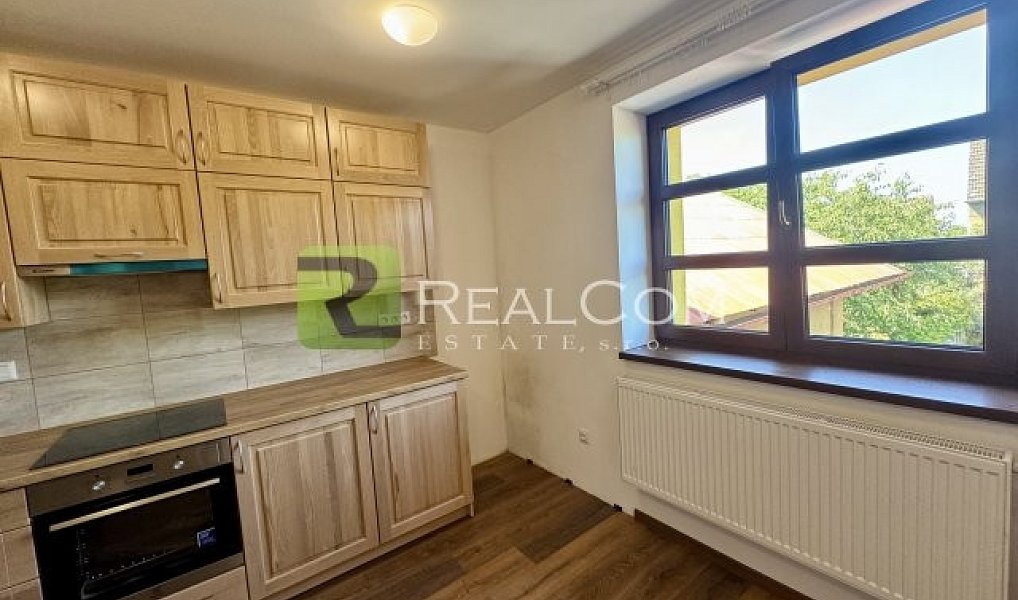 Pronájem bytu 2+1 42 m², Pečky – náhled fotky 7