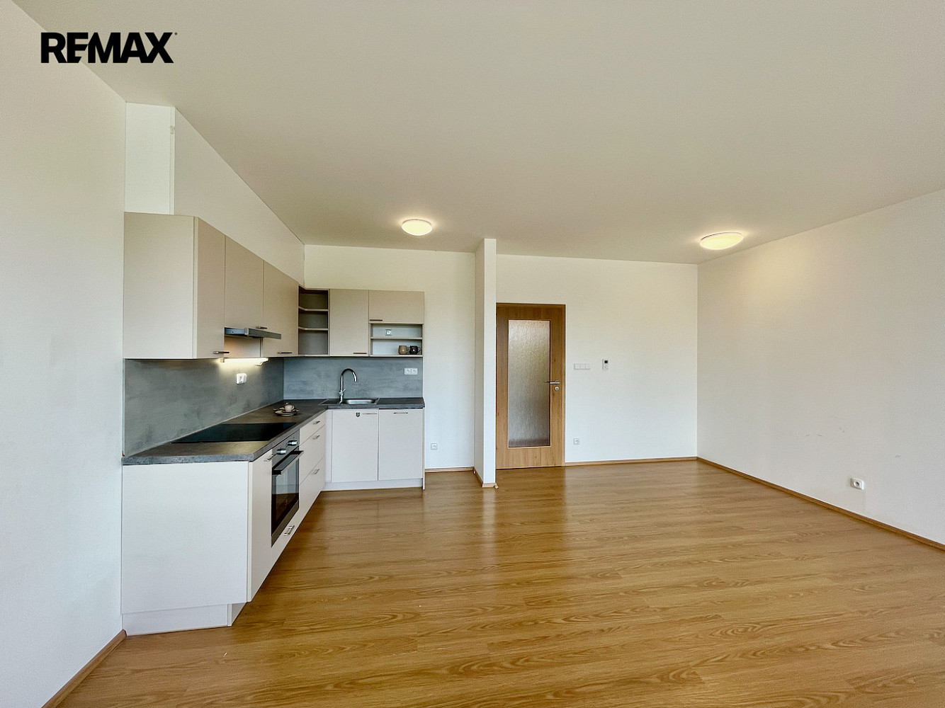 Pronájem bytu 2+kk 81 m² — photo 5