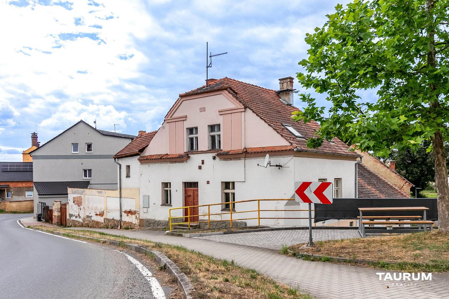 Prodej chaty/chalupy 229 m² s pozemkem 910 m²