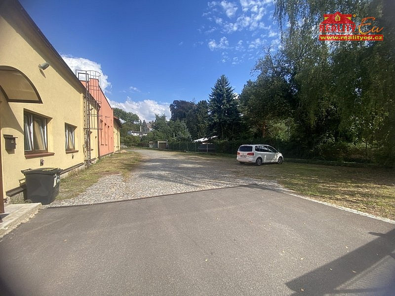 Pronájem skladovacích prostor 4 200 m² – fotografie 3