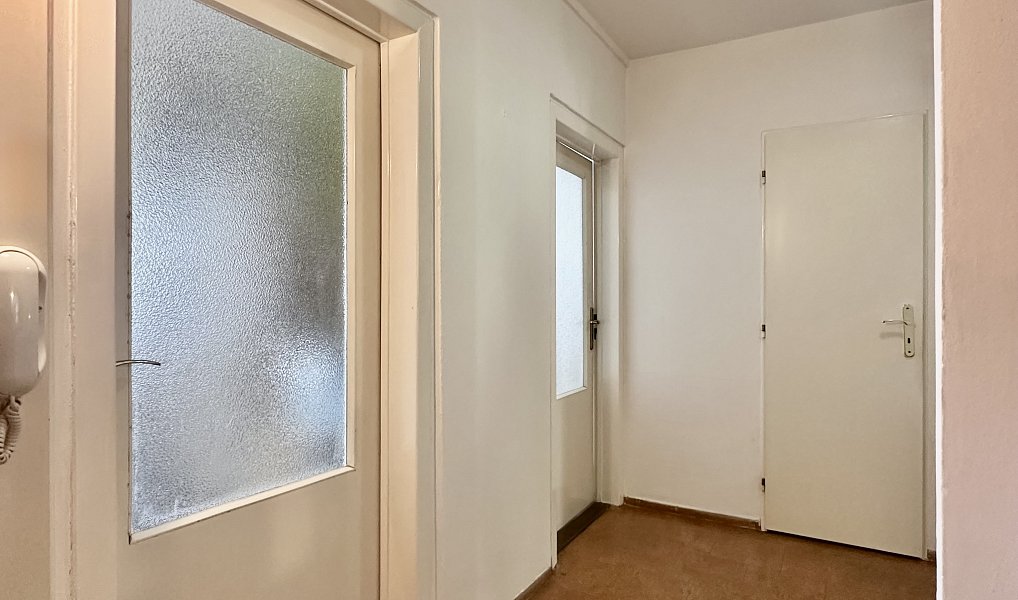 Pronájem bytu 3+1 75 m², Praha – náhled fotky 2