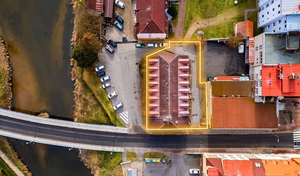 Prodej ubytovacího objektu 1 104 m², Protivín – náhled fotky 4