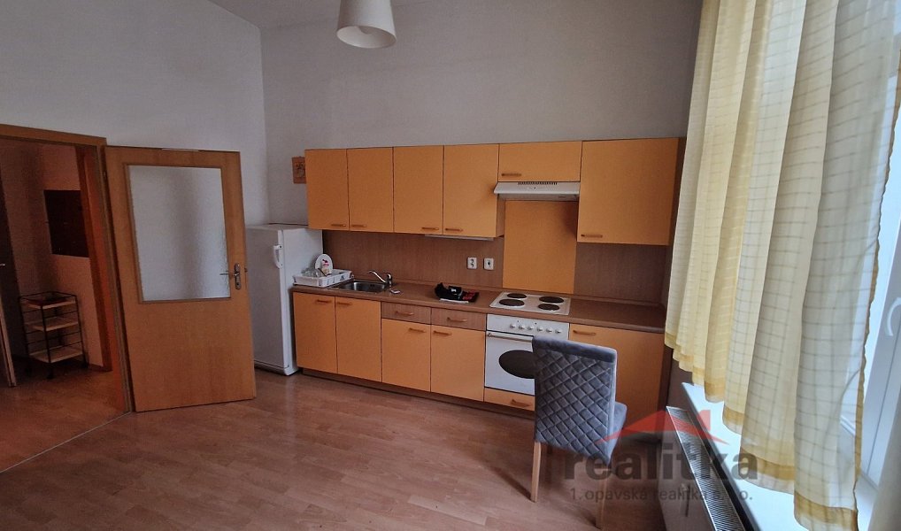 Pronájem bytu 1+kk 37 m², Opava – náhled fotky 3