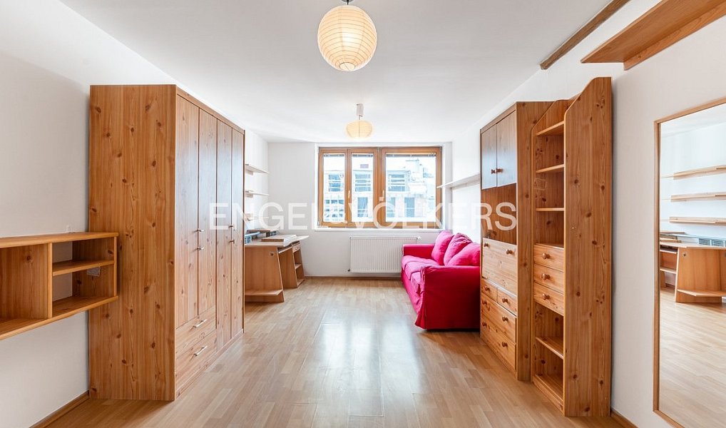 Pronájem bytu 4+kk 173 m², Praha – náhled fotky 8