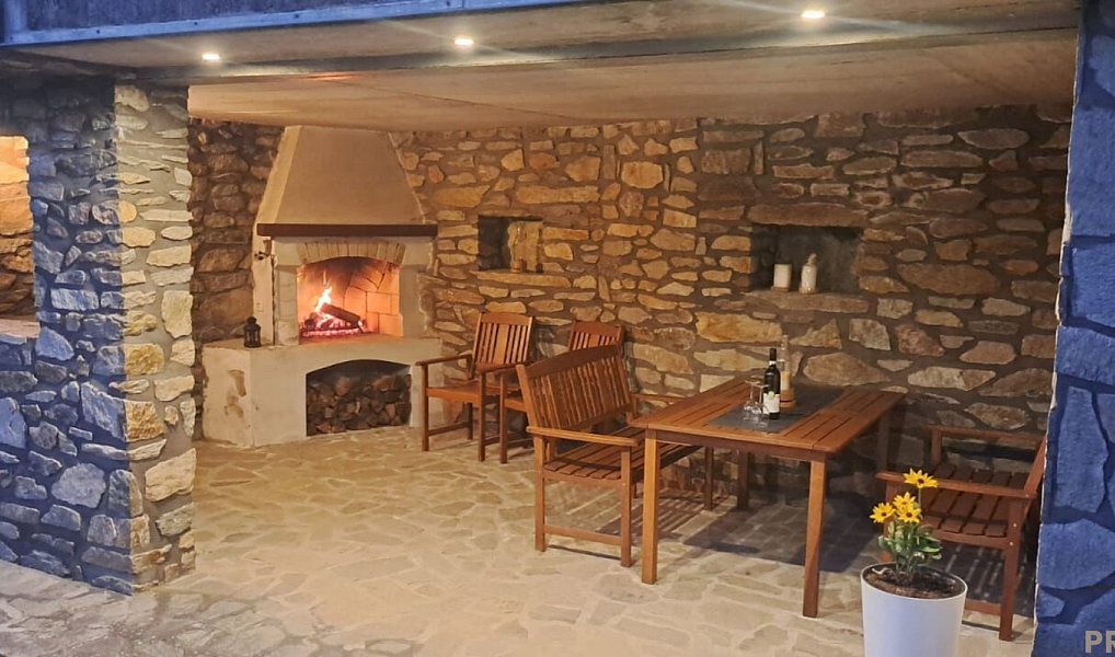 Prodej zahrady 1 116 m², Znojmo – náhled fotky 2