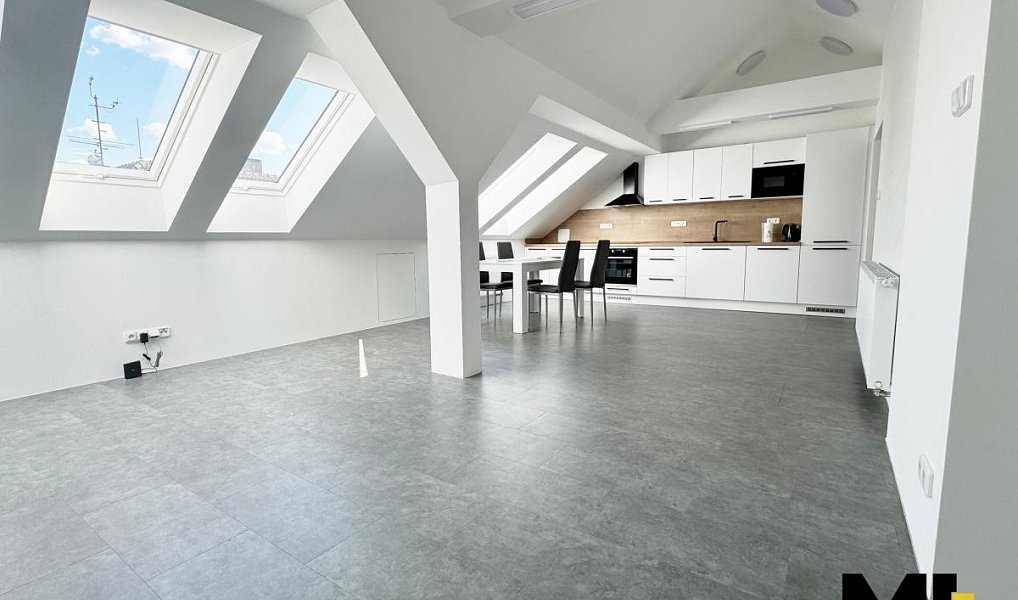Prodej bytu 3+1 90 m², Pardubice – náhled fotky 6