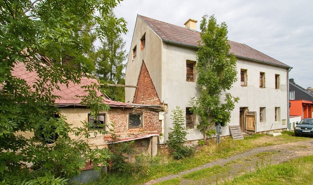 Prodej domu 431 m² s pozemkem 242 m², Moldava – náhled fotky 2