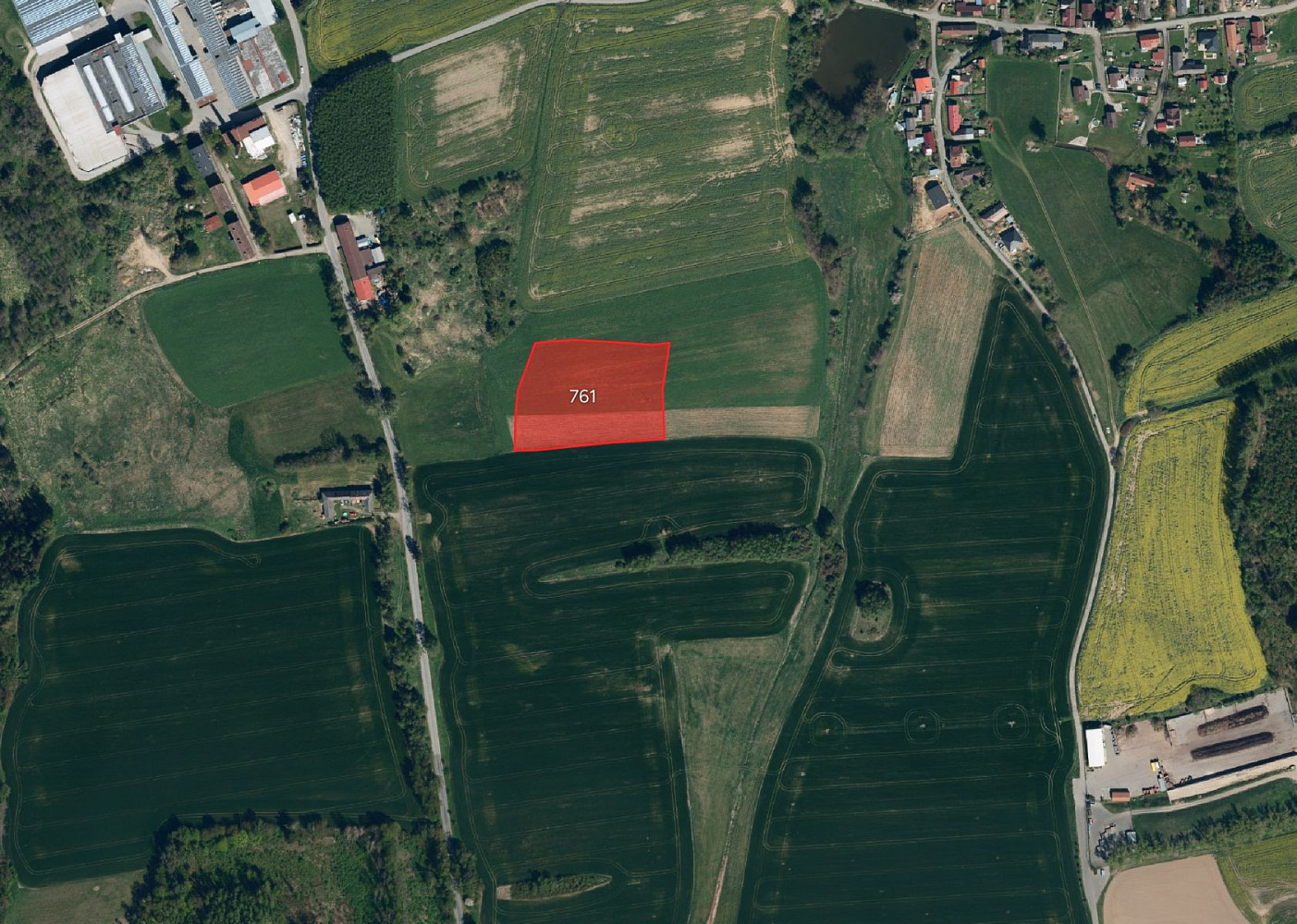 Prodej pole 9 909 m² rezervováno