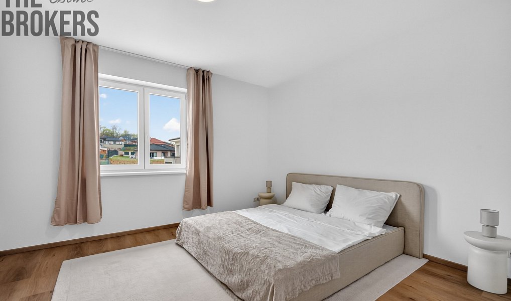 Pronájem domu 151 m² s pozemkem 569 m², Benešov – náhled fotky 11