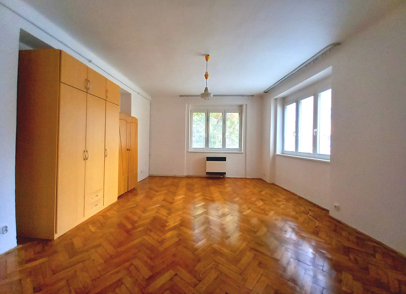 Pronájem bytu 2+kk 52 m² — photo 2