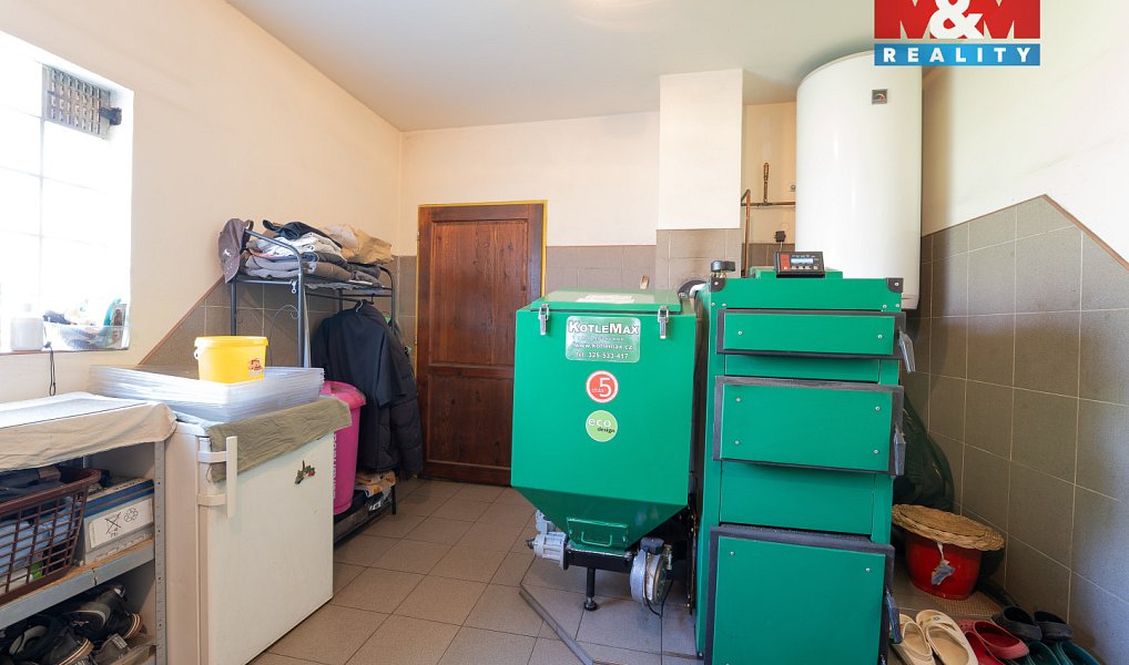Prodej domu 390 m² s pozemkem 1 050 m², Suchdol – náhled fotky 22