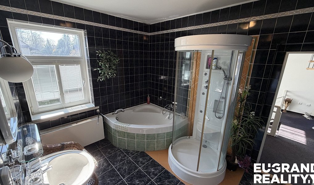 Prodej domu 98 m² s pozemkem 531 m², Šluknov – náhled fotky 18