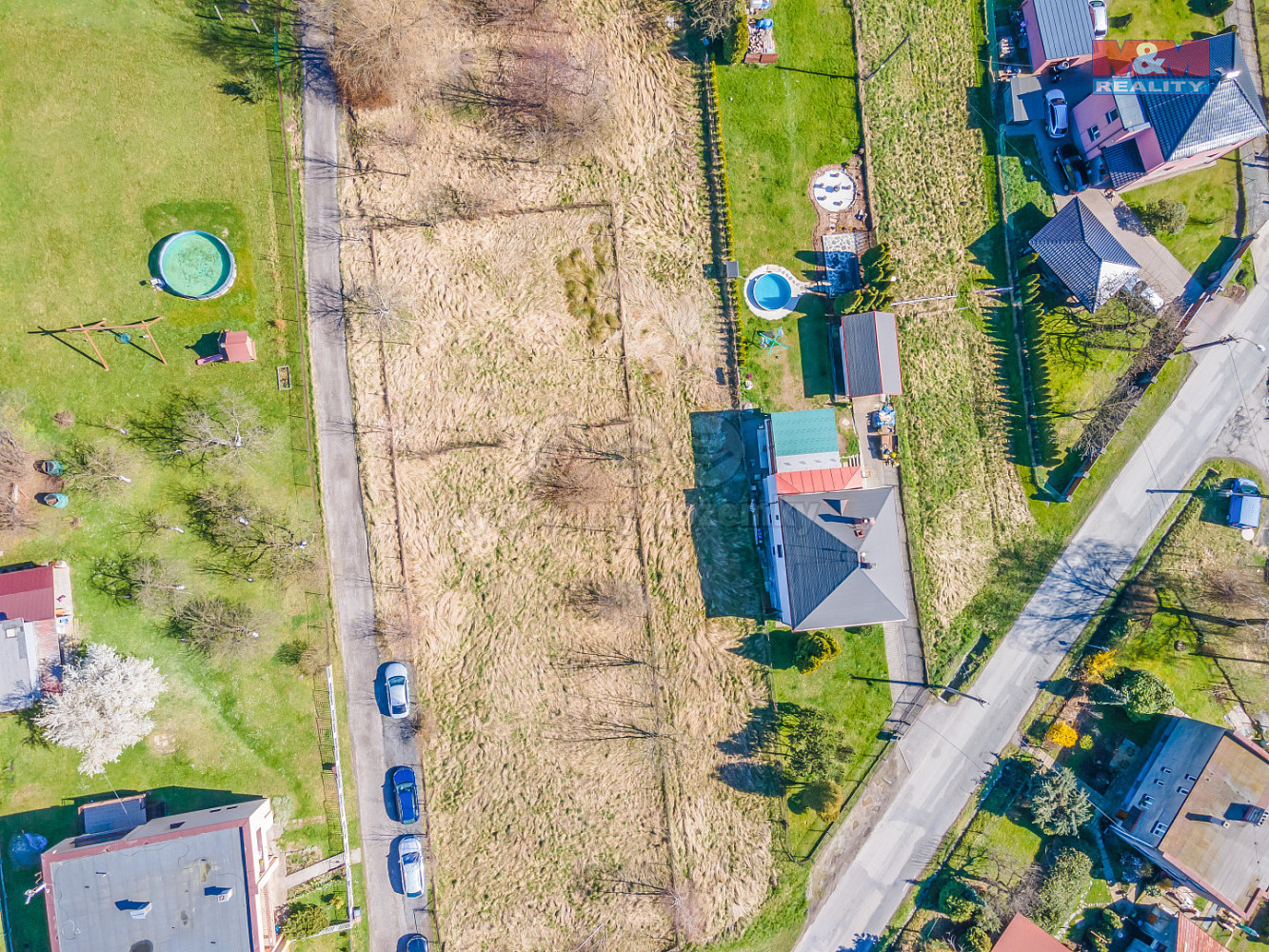 Prodej stavebního pozemku 792 m² — photo 2