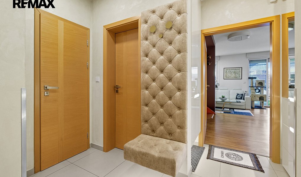 Prodej domu 126 m² s pozemkem 334 m², Praha – náhled fotky 12
