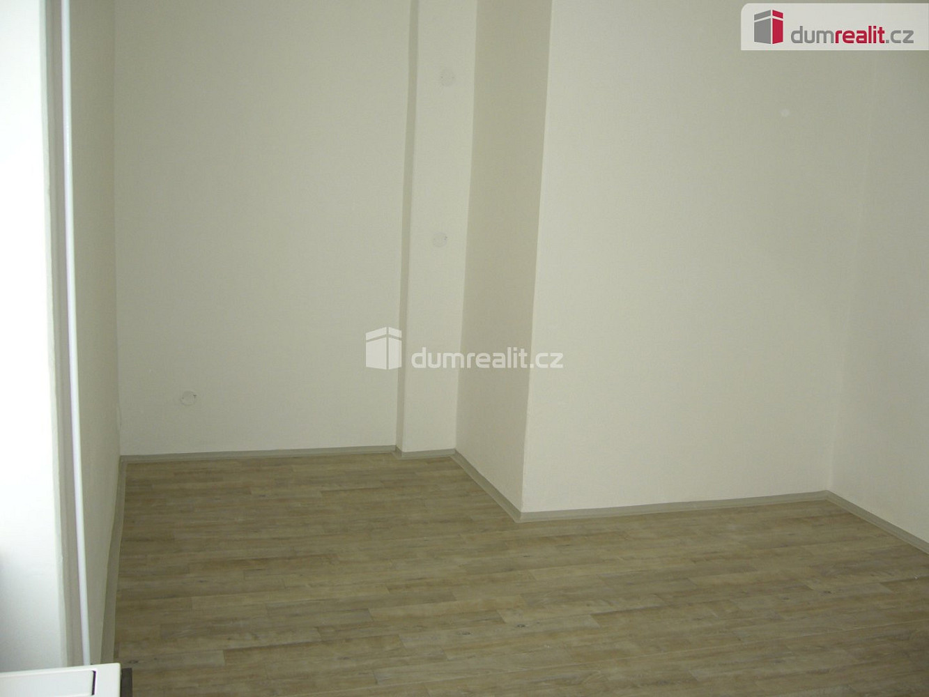 Pronájem obchodních prostor 62 m² – fotografie 4