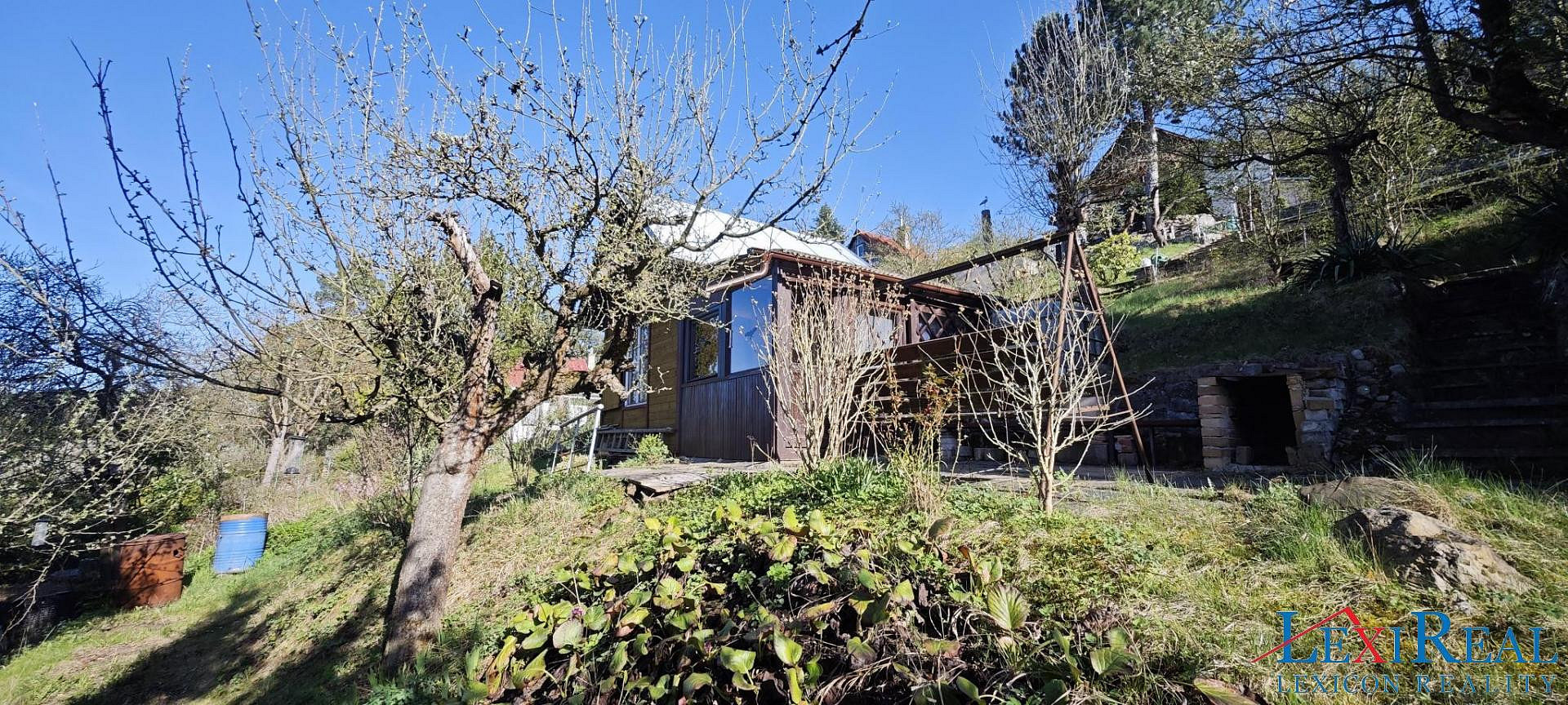Prodej chaty/chalupy 32 m² s pozemkem 379 m²