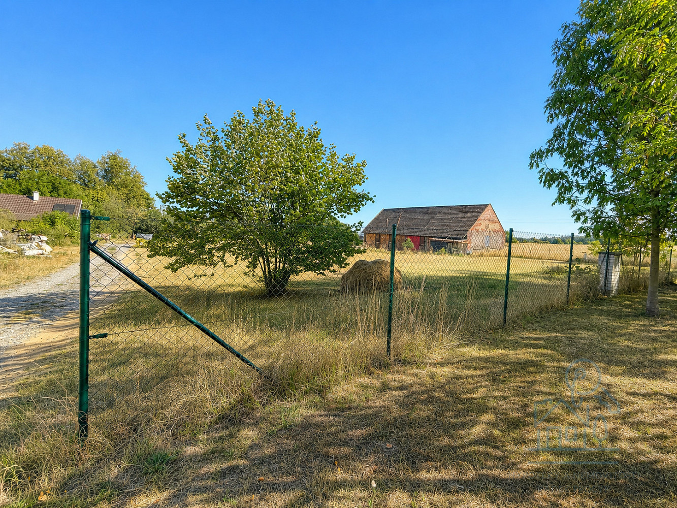 Prodej stavebního pozemku 1 245 m²