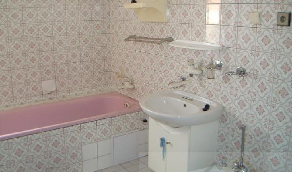 Prodej domu 400 m² s pozemkem 860 m², Kněževes – náhled fotky 22