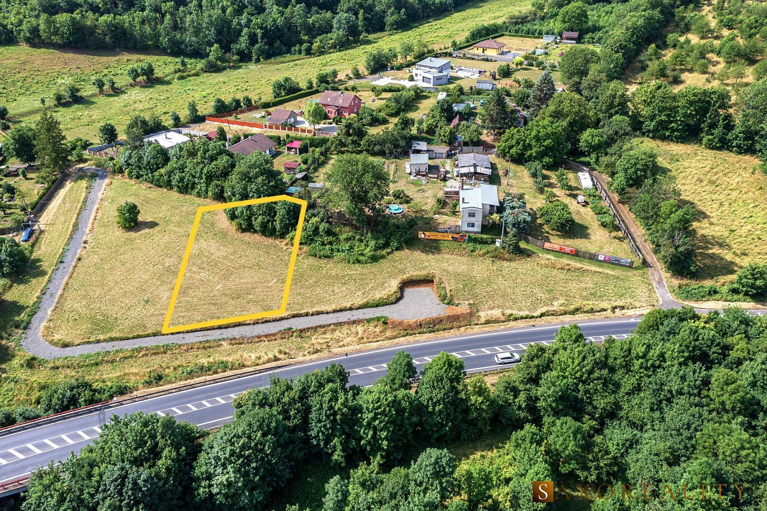 Prodej stavebního pozemku 1 058 m²