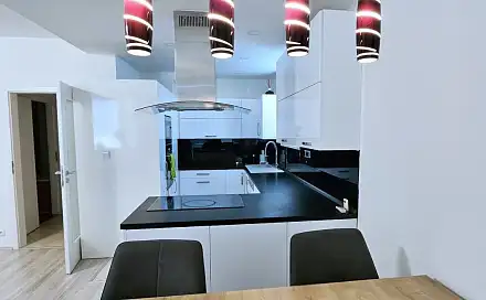 Pronájem bytu 3+kk 87 m²