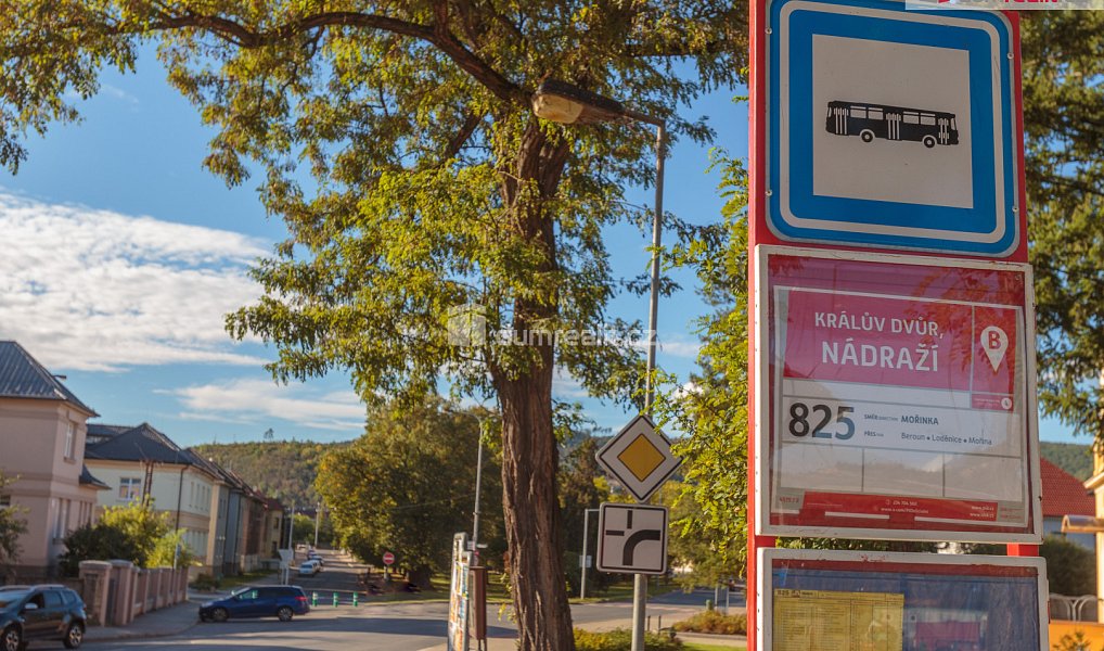 Prodej domu 360 m² s pozemkem 657 m², Králův Dvůr – náhled fotky 28