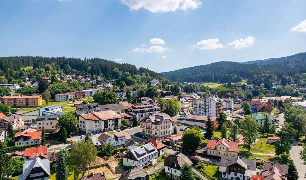 Prodej stavebního pozemku 2 757 m², Železná Ruda – náhled fotky 9
