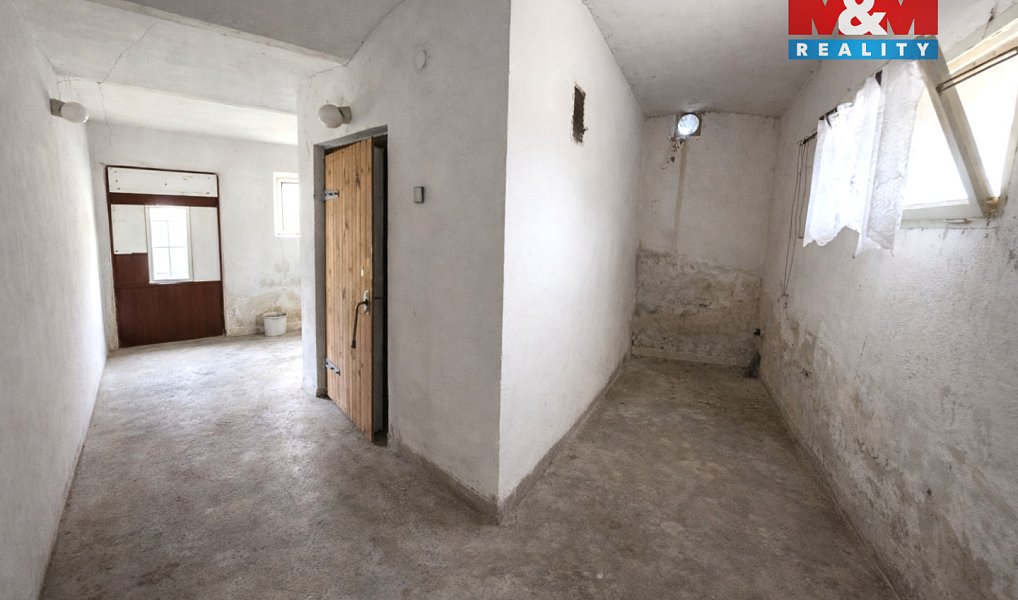 Prodej domu 209 m² s pozemkem 1 229 m², Liběšice – náhled fotky 6