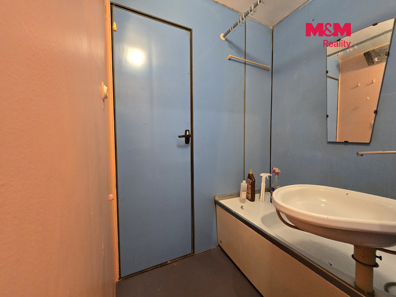 Pronájem bytu 1+kk 20 m² – fotografie 3