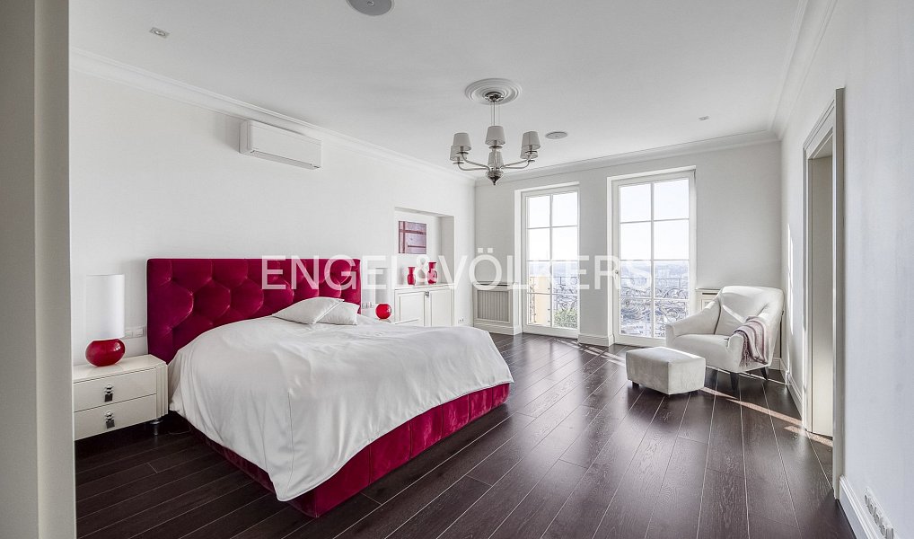 Prodej domu 345 m² s pozemkem 1 347 m², Praha – náhled fotky 7