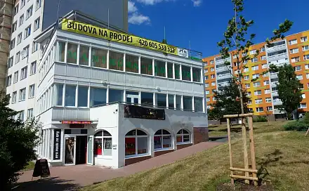 Pronájem obchodních prostor 413 m², Most