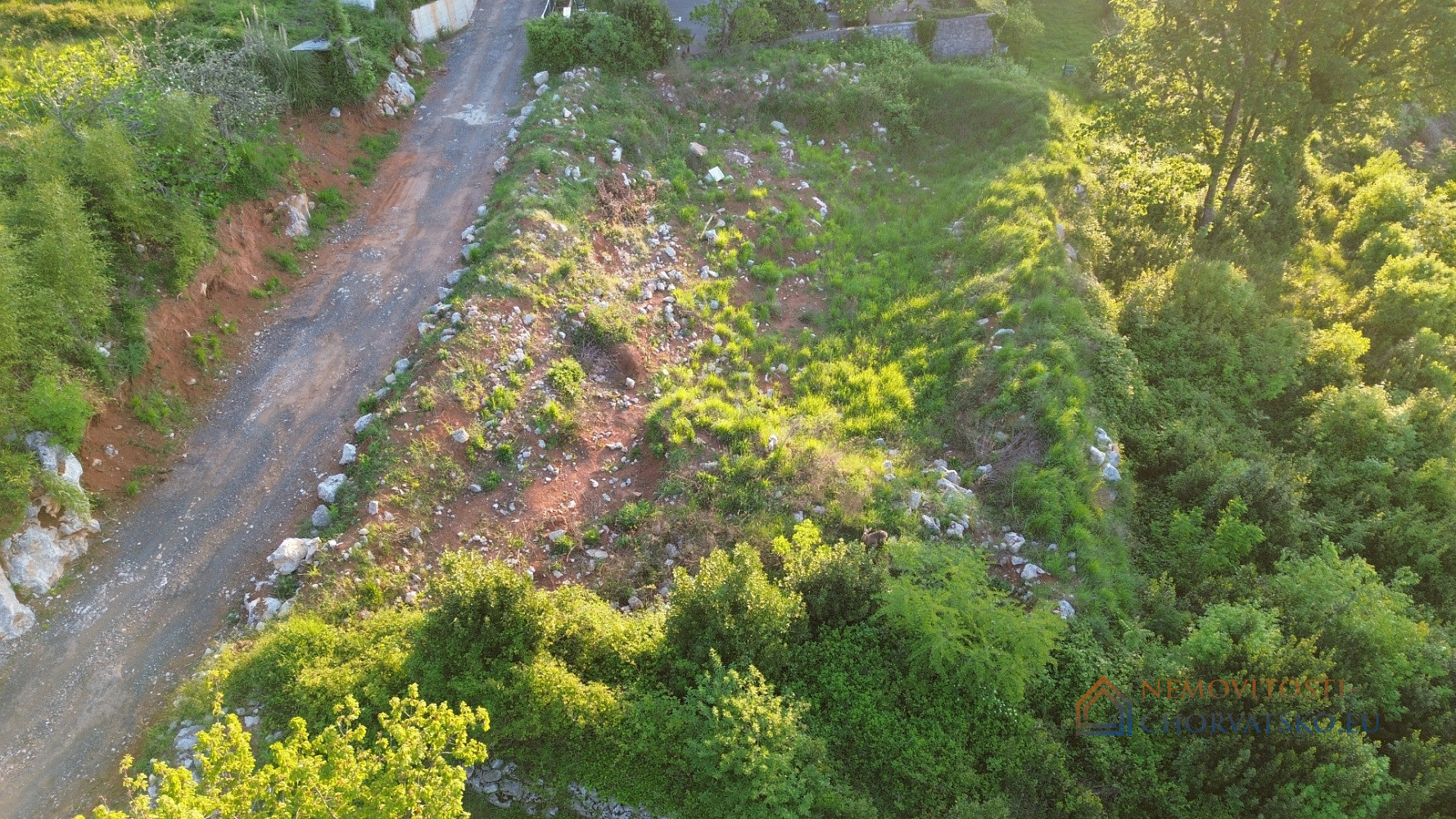 Prodej stavebního pozemku 902 m² - Widok 4