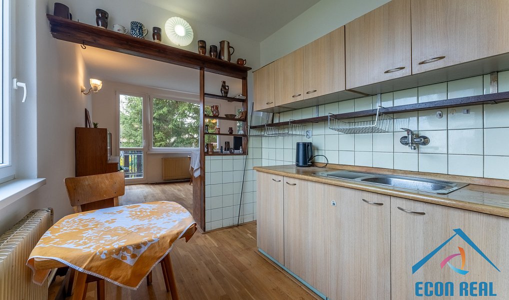 Prodej domu 150 m² s pozemkem 830 m², Jesenice – náhled fotky 13