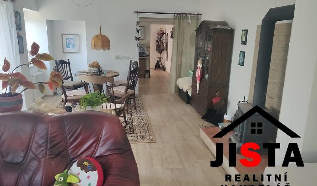 Prodej domu 250 m² s pozemkem 1 873 m², Babice – náhled fotky 22