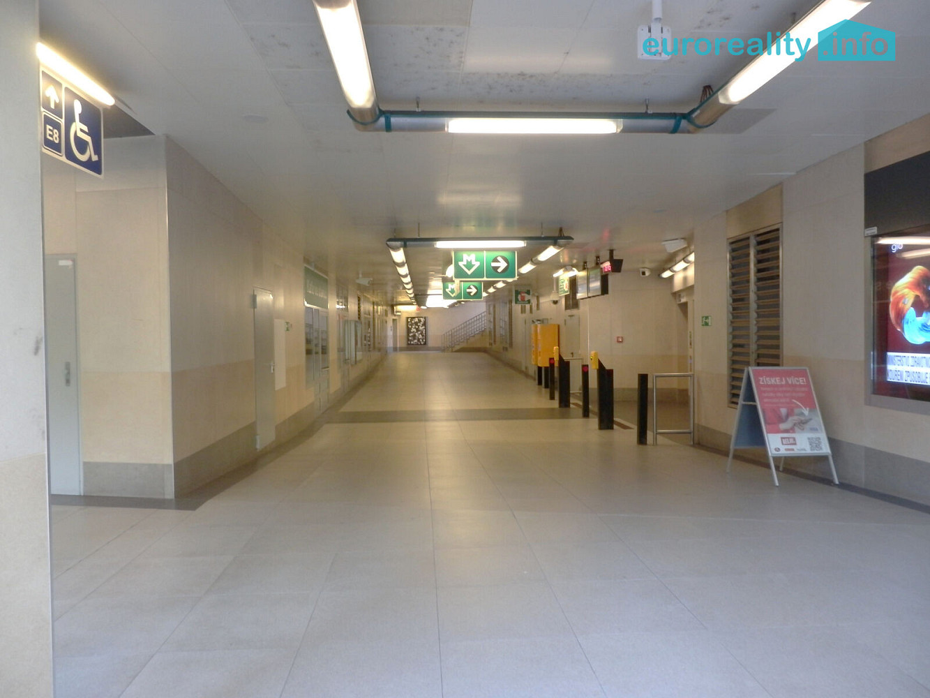 Pronájem obchodních prostor 51 m²