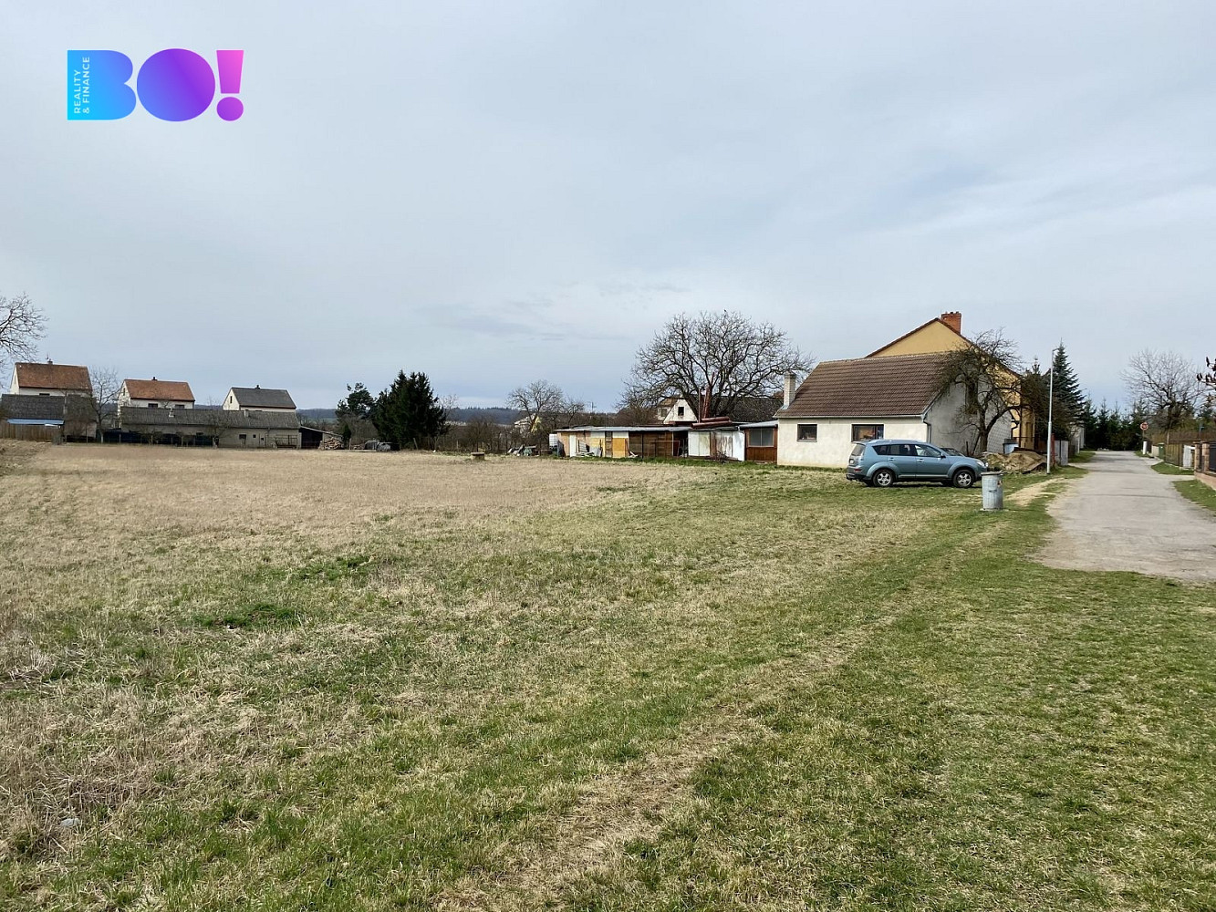 Prodej stavebního pozemku 881 m² – fotografie 2