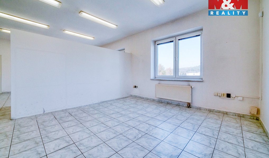 Pronájem kanceláře 80 m², Klatovy – náhled fotky 3