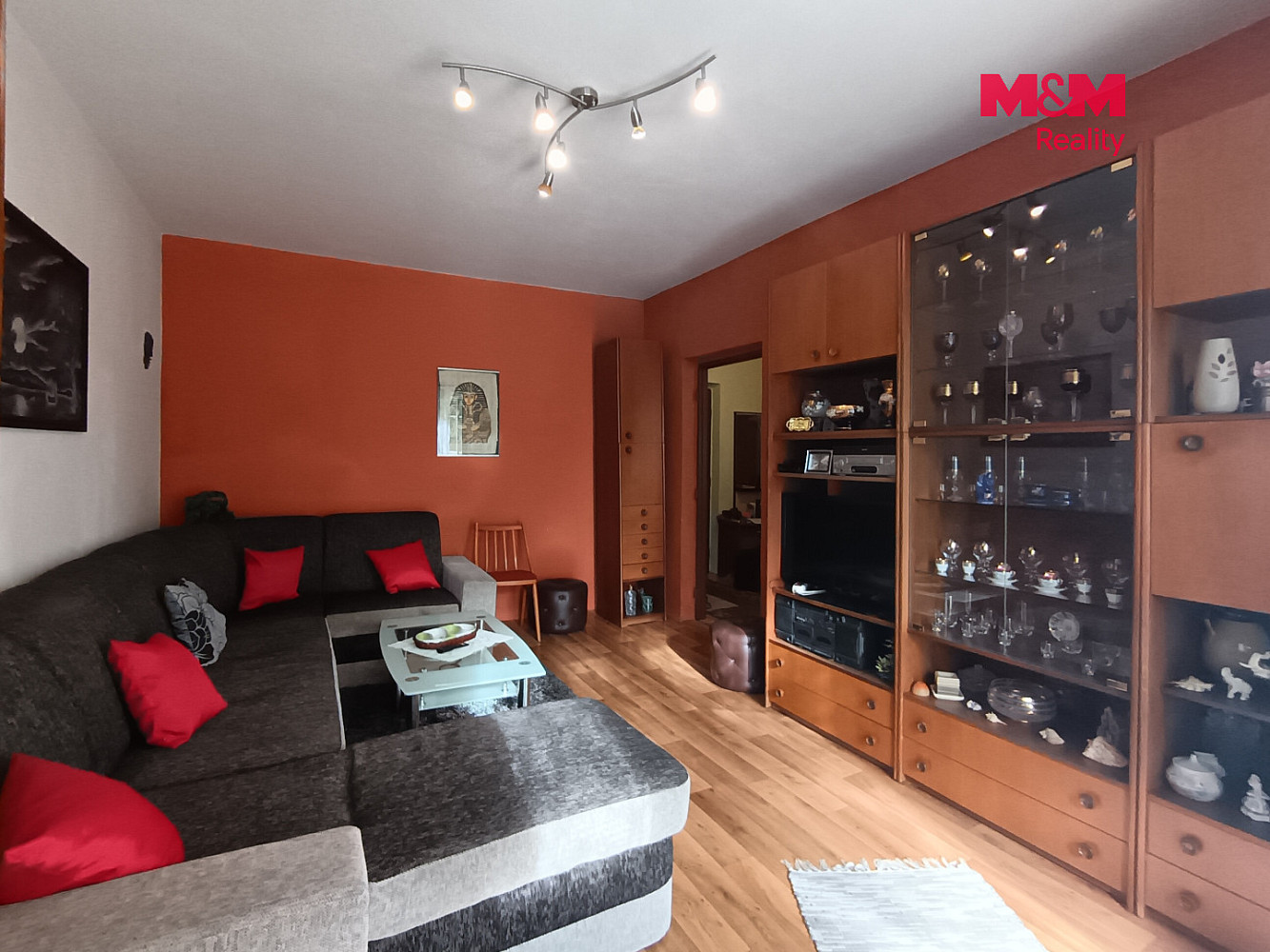 Prodej bytu 2+1 54 m² — photo 2