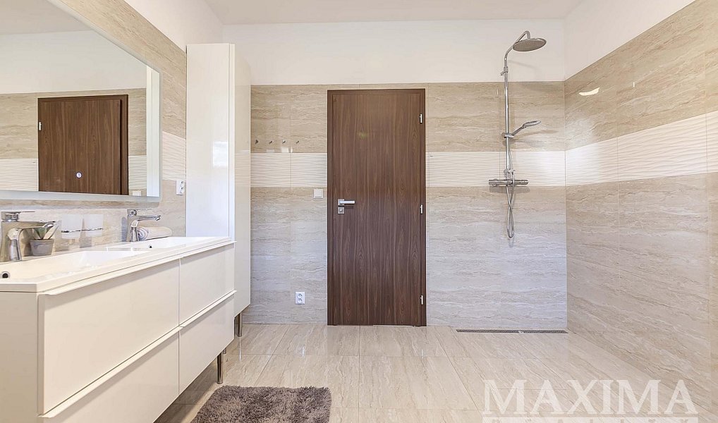 Prodej domu 159 m² s pozemkem 1 194 m², Svinaře – náhled fotky 21