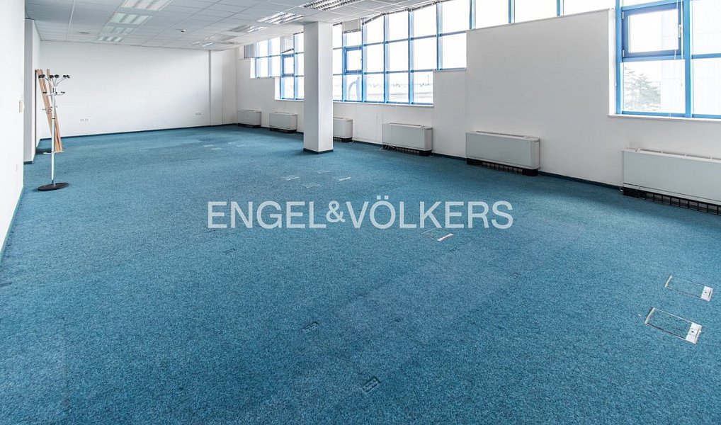 Pronájem kanceláře 670 m², Praha – náhled fotky 12