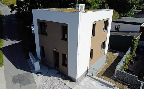 Prodej domu 81 m² s pozemkem 214 m², Na Roudné, Plzeň - Severní Předměstí