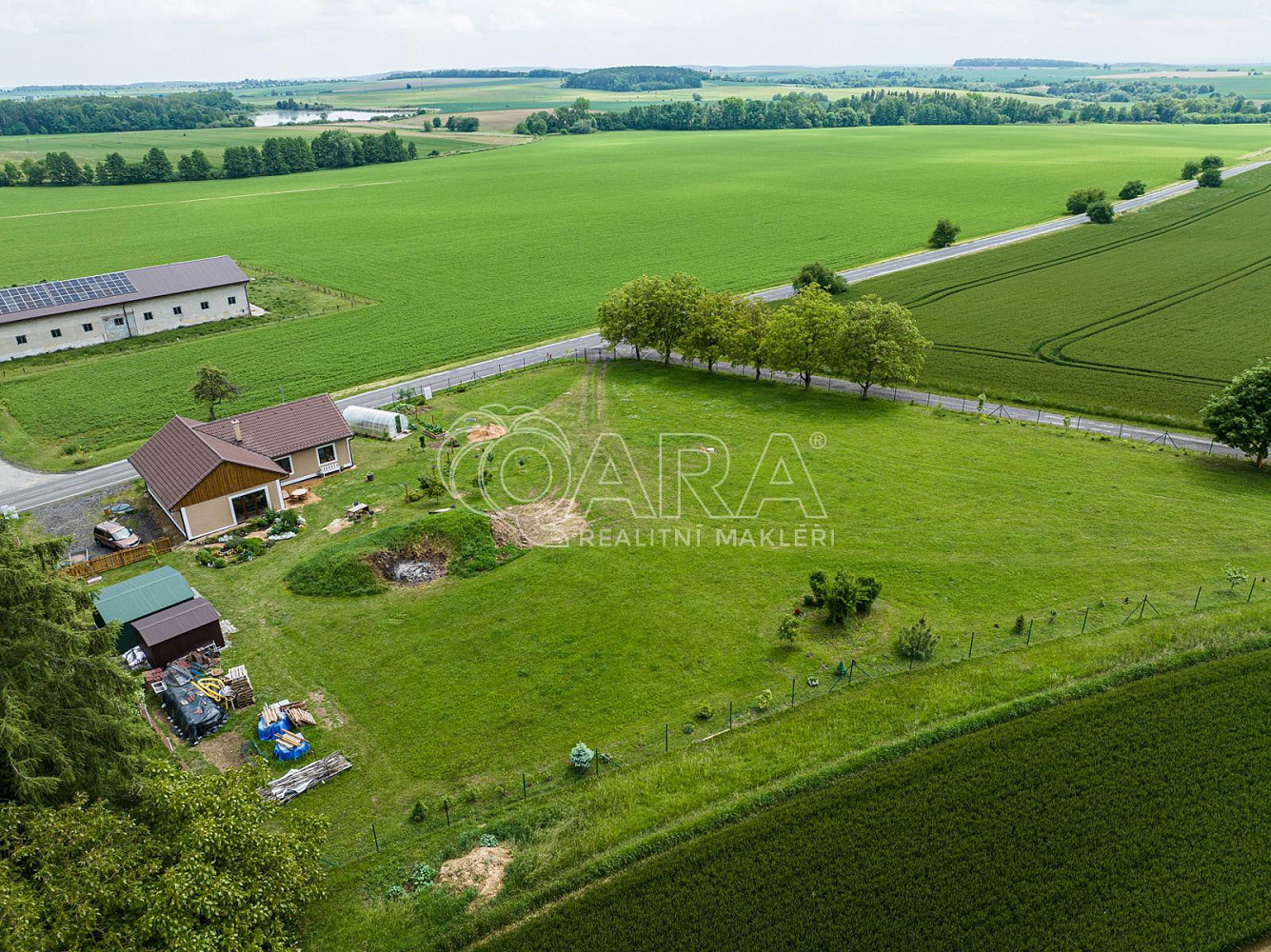 Prodej stavebního pozemku 3 022 m² – fotografie 3