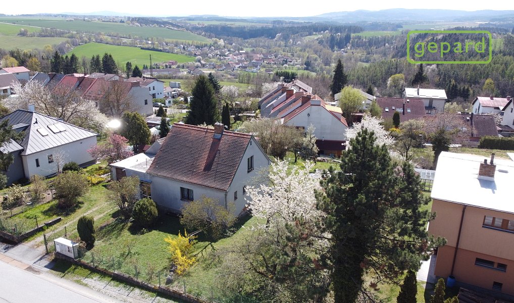 Prodej domu 145 m² s pozemkem 1 218 m², Zlatá Koruna – náhled fotky 2
